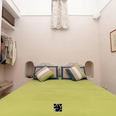 Casa Della Vecchina Up